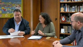 O alcalde de Frades reúnese coa delegada da Xunta para seguir avanzando en vías de colaboración entre ambas administracións