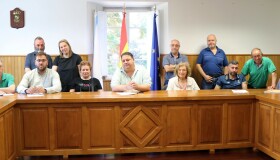 O Concello de Frades achega 500 euros a cada unha das doce comisións de festexos do municipio para organizar as festas patronais