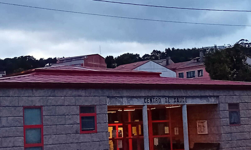 O centro de saúde de Ponte Carreira volve prestar atención sanitaria á veciñanza dende o luns 2 de setembro, tras finalizar as obras de mellora