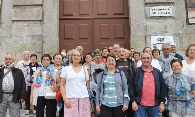Trinta veciños e veciñas de Frades visitan Braga, Porto e Aveiro 