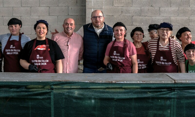 A XII Festa da Filloa de Abellá foi un gran éxito de participación e repartiu máis de 400 menús de filloas, caldo, rixóns e lacón