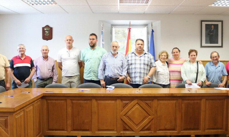 O Concello achega 500 euros a cada unha das doce comisións de festexos do municipio para organizar as festas patronais