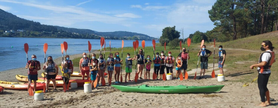 Un total de 55 veciños e veciñas de Frades participan nunha excursión a Portugal