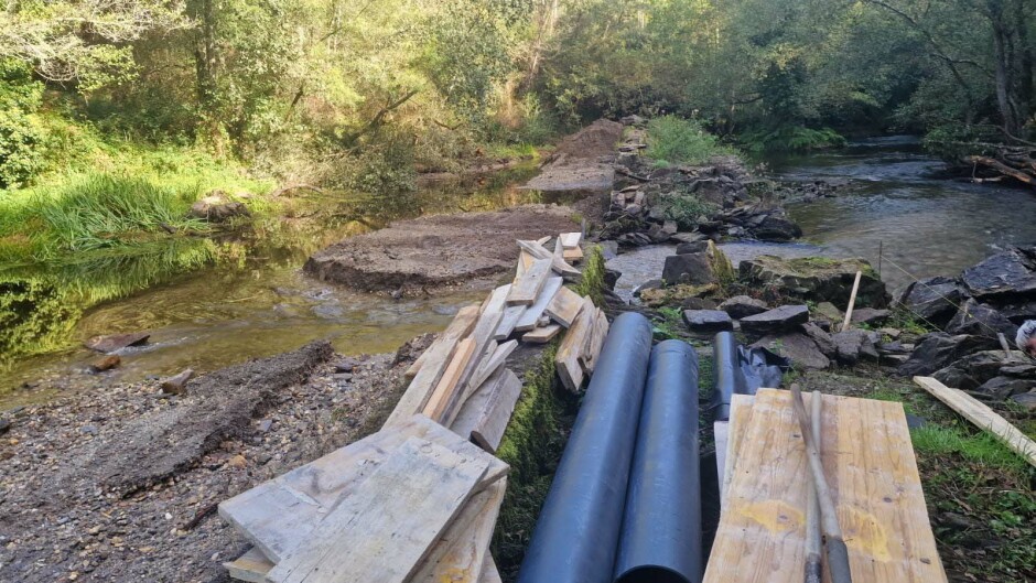 Comezan as obras de restauración do encoro da área recreativa da Presa nas que a Xunta de Galicia inviste preto de 50.000 euros